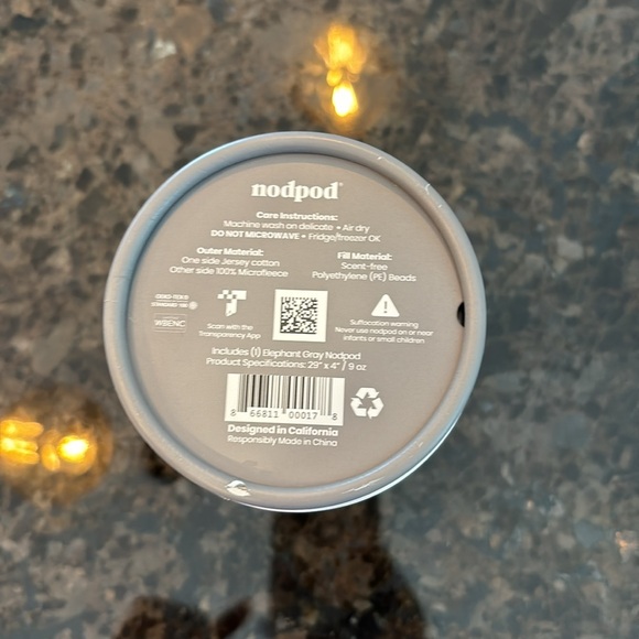 Nodpod the weighted blanket for your eyes. Brand new. Never opened. Never used. - Picture 4 of 4